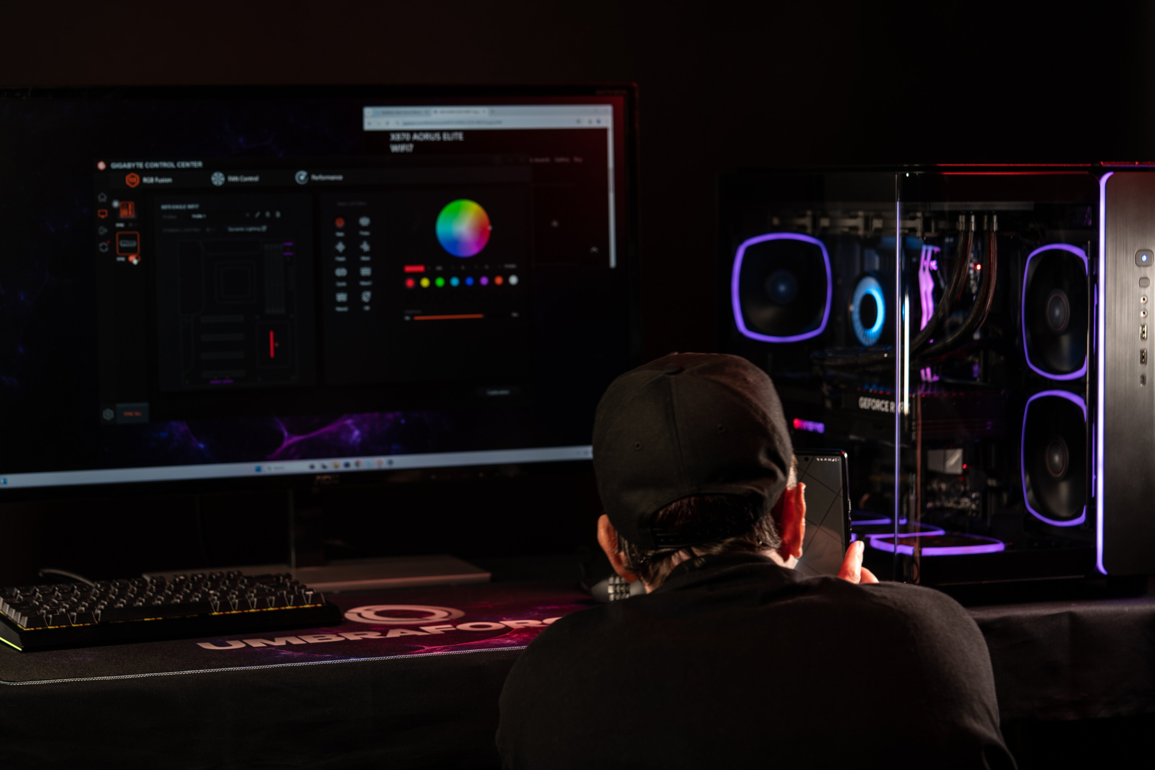 Lloyd Oakes, the CEO, in-front of an Umbraforged build